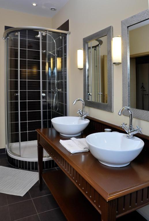 Bed and Breakfast La Demeure De L'Ile Craon  Номер фото